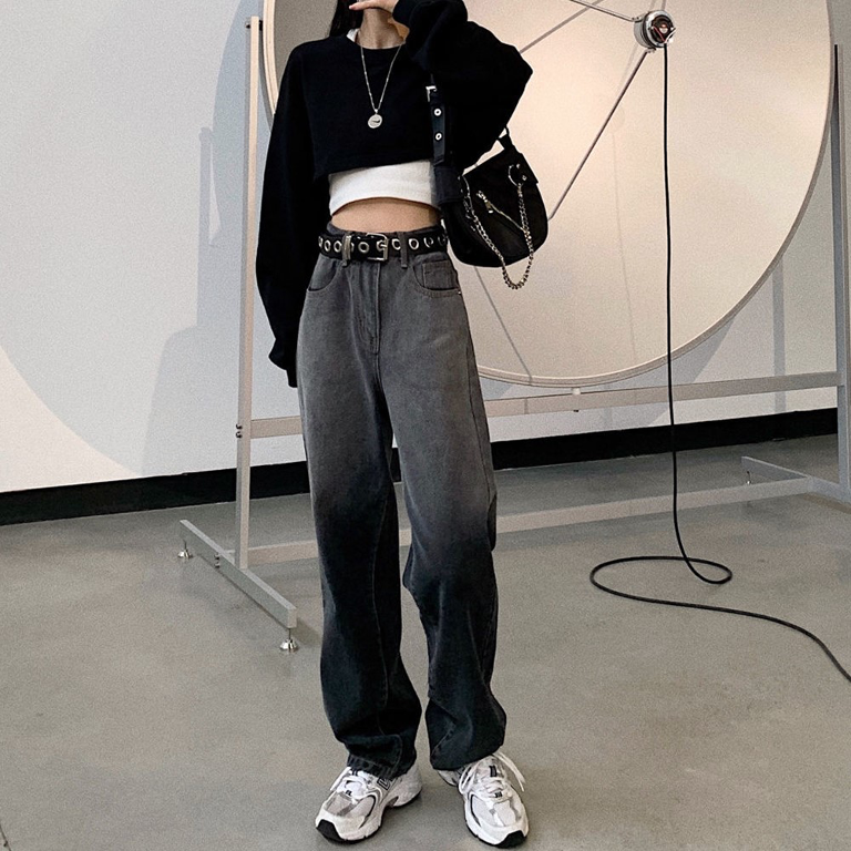 Black Croptop with Jeans